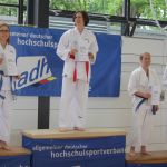 Siegerehrung: 1. Platz Alexandra, 2. Platz Ronja in der Kategorie Frauen 9.-4. Kyu